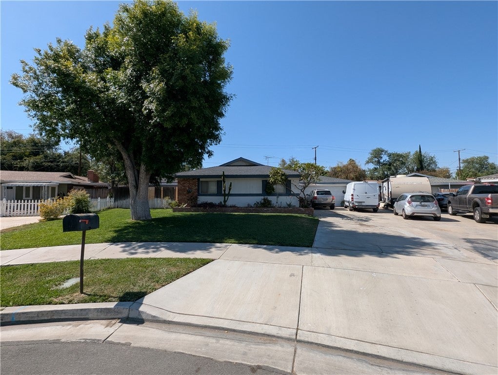 Photo of Listing #IG25121784