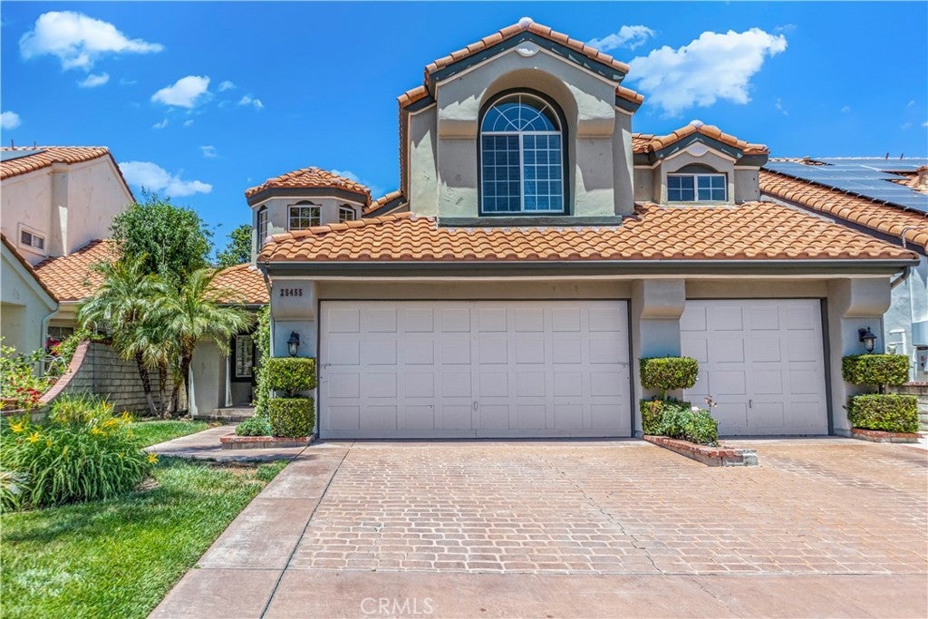 Photo of Listing #SR25121905