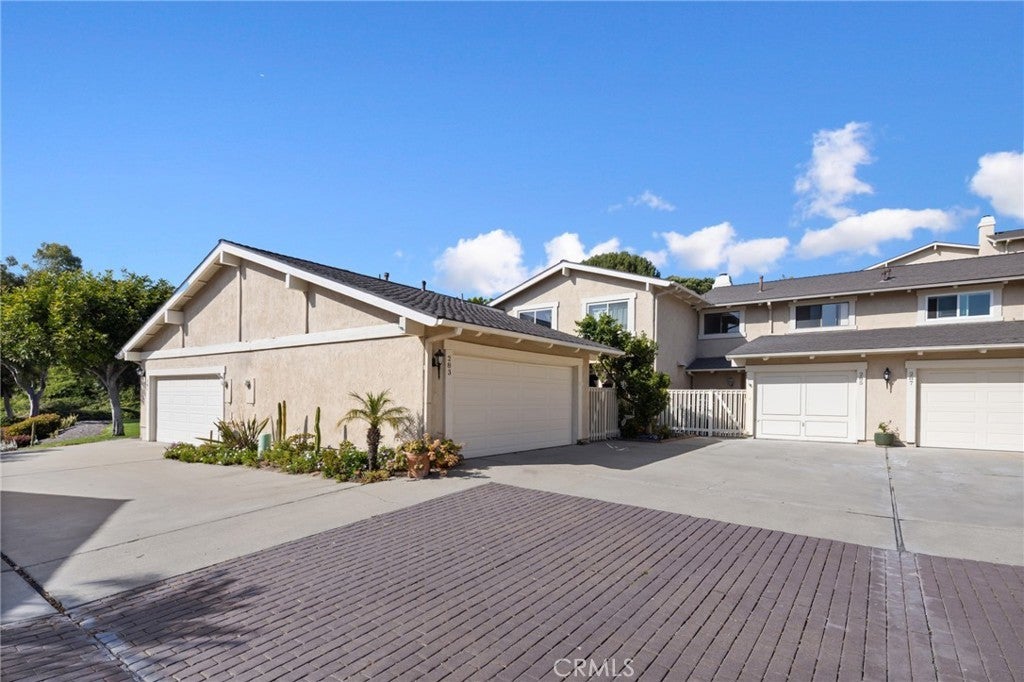 Photo of Listing #OC25111912