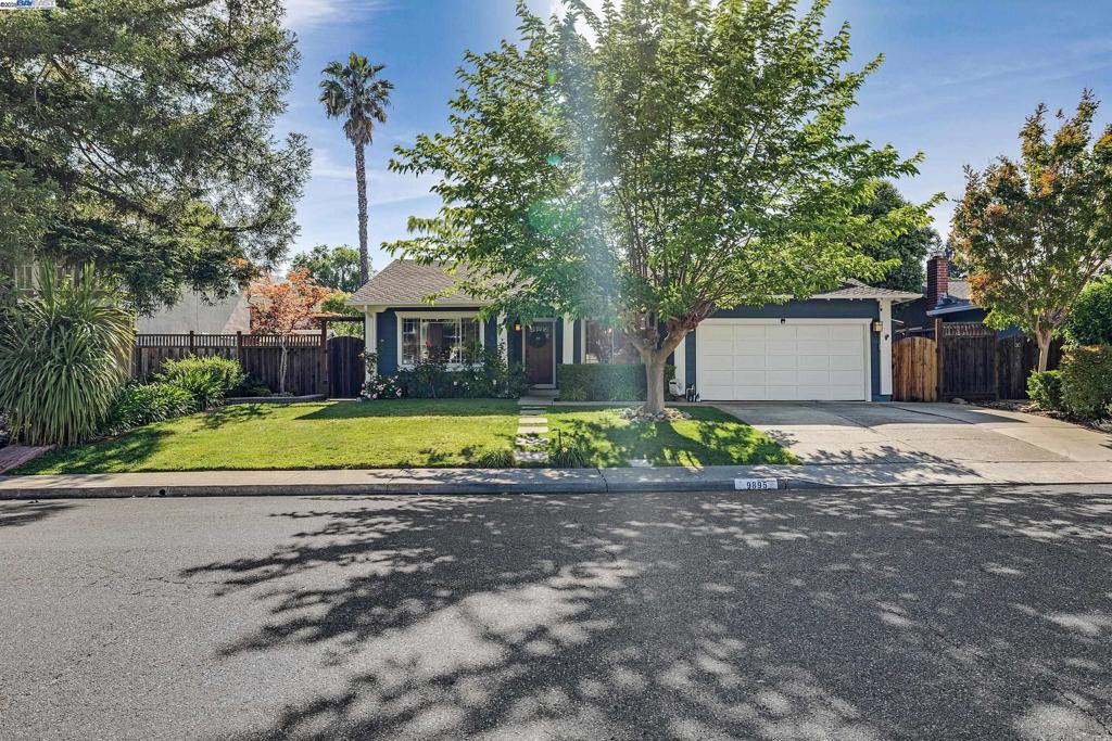 Photo of Listing #41099763