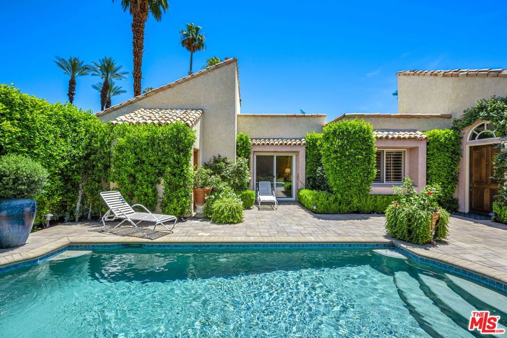 Photo of Listing #25546371