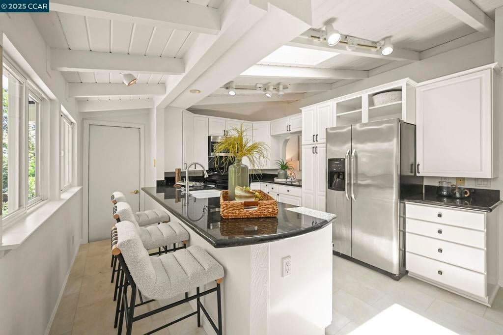 Photo of Listing #41099785