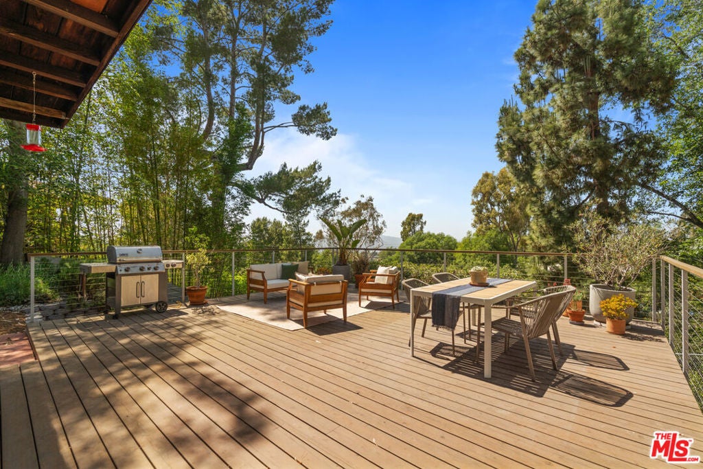 Photo of Listing #25543679