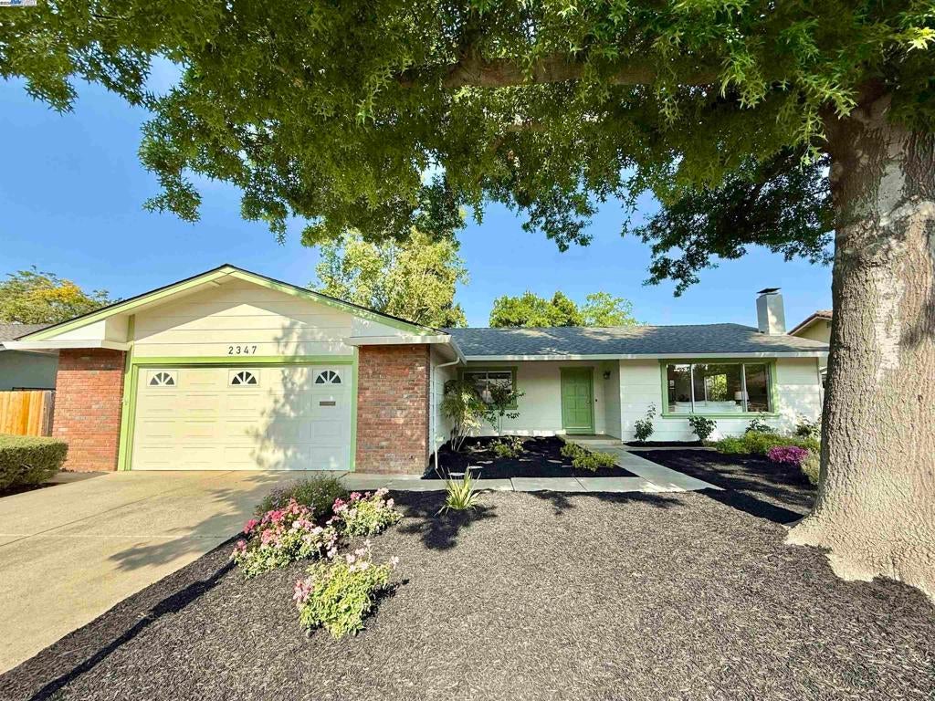 Photo of Listing #41099791