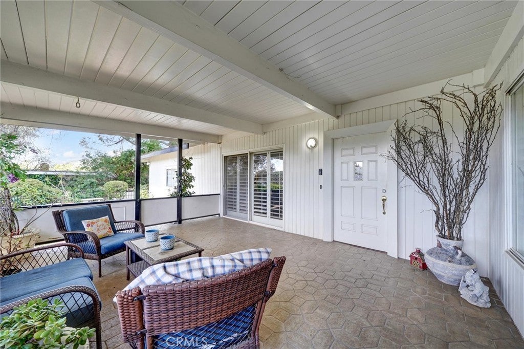 Photo of Listing #SB25113440