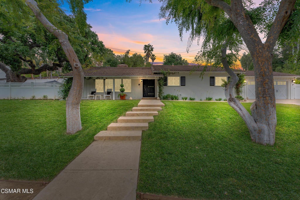 Photo of Listing #225002722