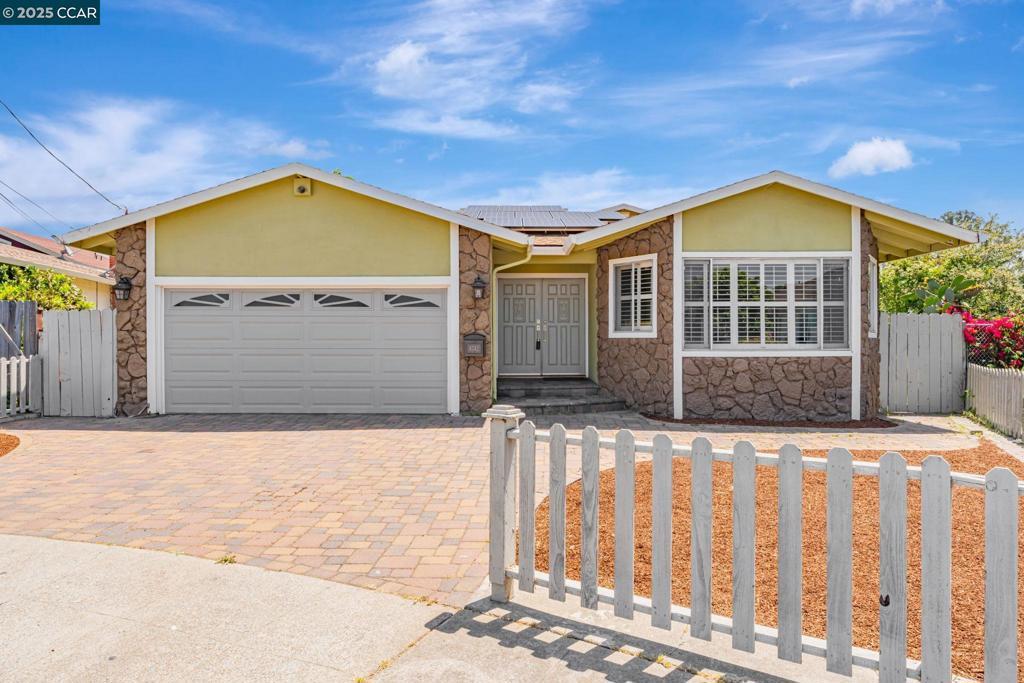 Photo of Listing #41099822