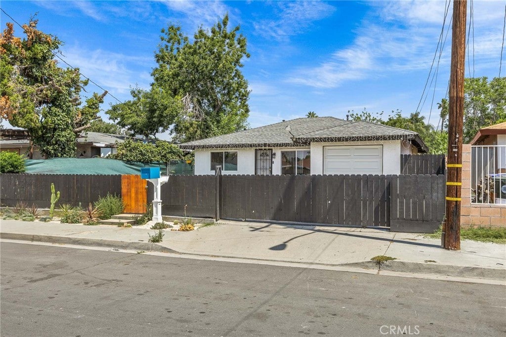 Photo of Listing #CV25117082