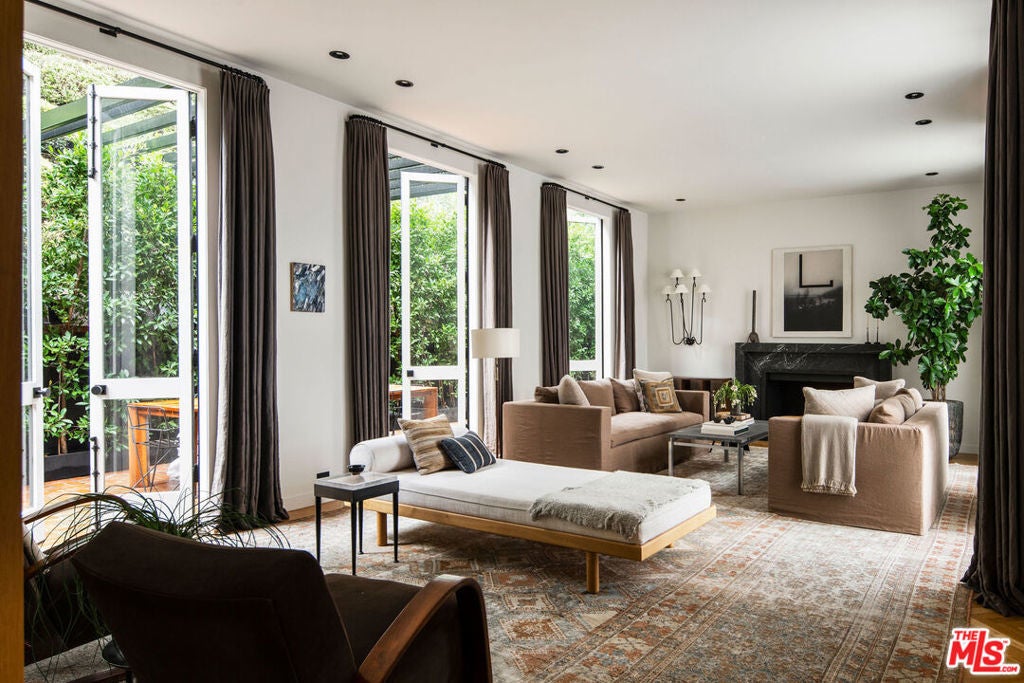 Photo of Listing #25546675