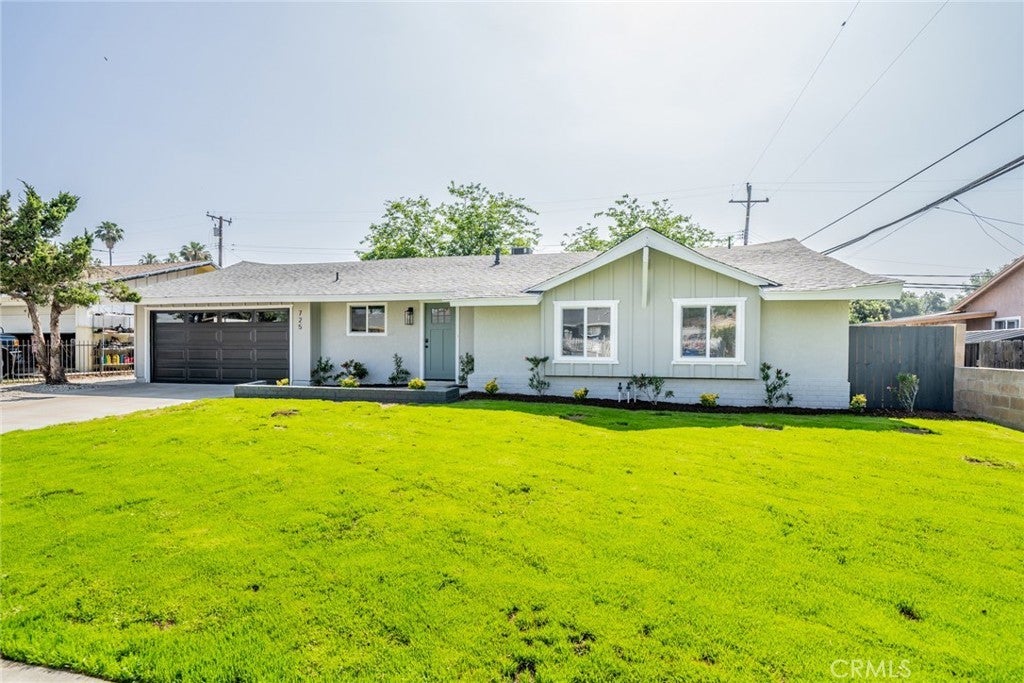 Photo of Listing #IV25122326