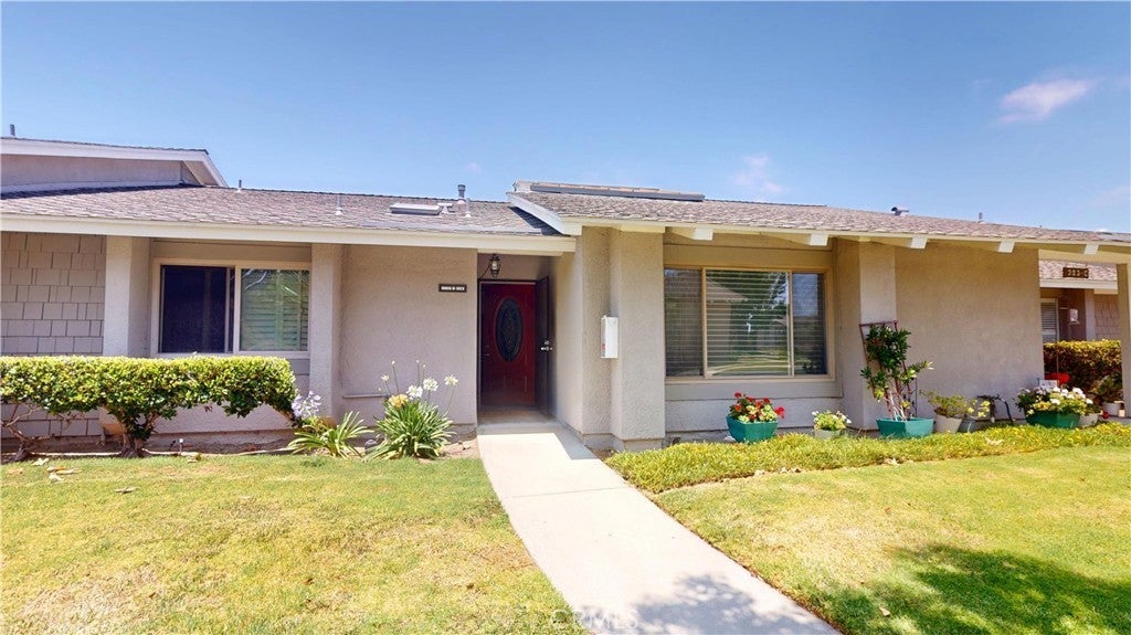 Photo of Listing #OC25122619