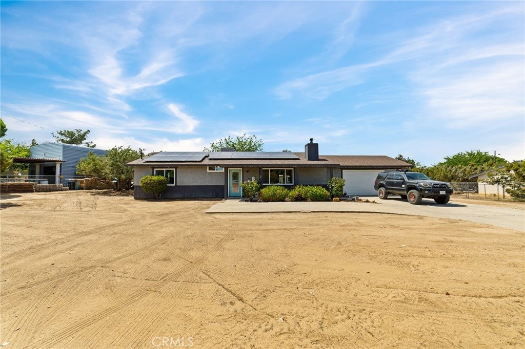 Photo of Listing #IV25122806