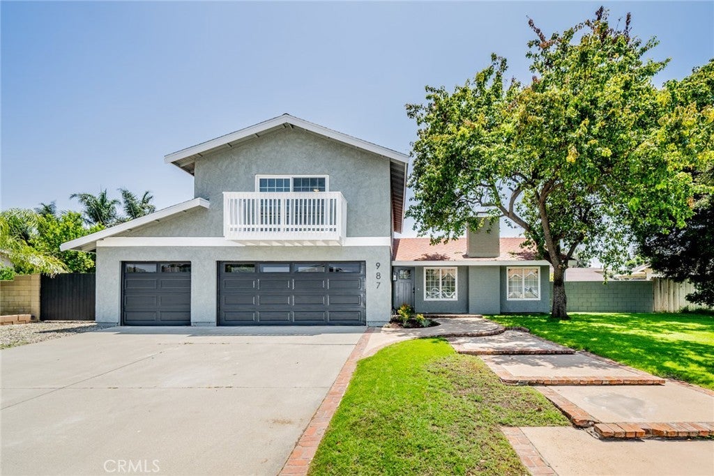 Photo of Listing #IV25122795