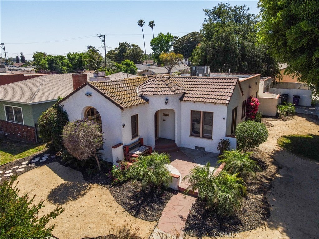 Photo of Listing #SB25120302