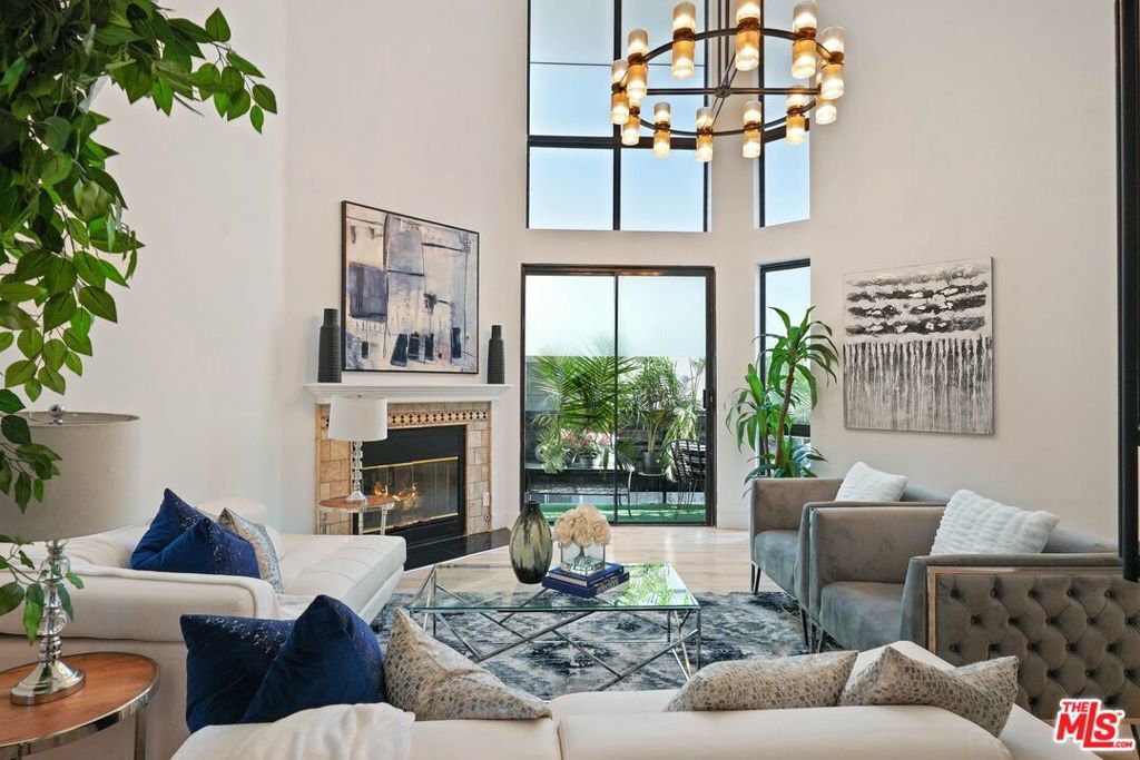 Photo of Listing #25547155