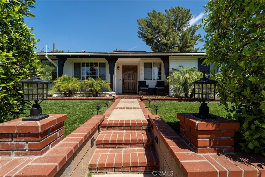 Photo of Listing #SR25123365