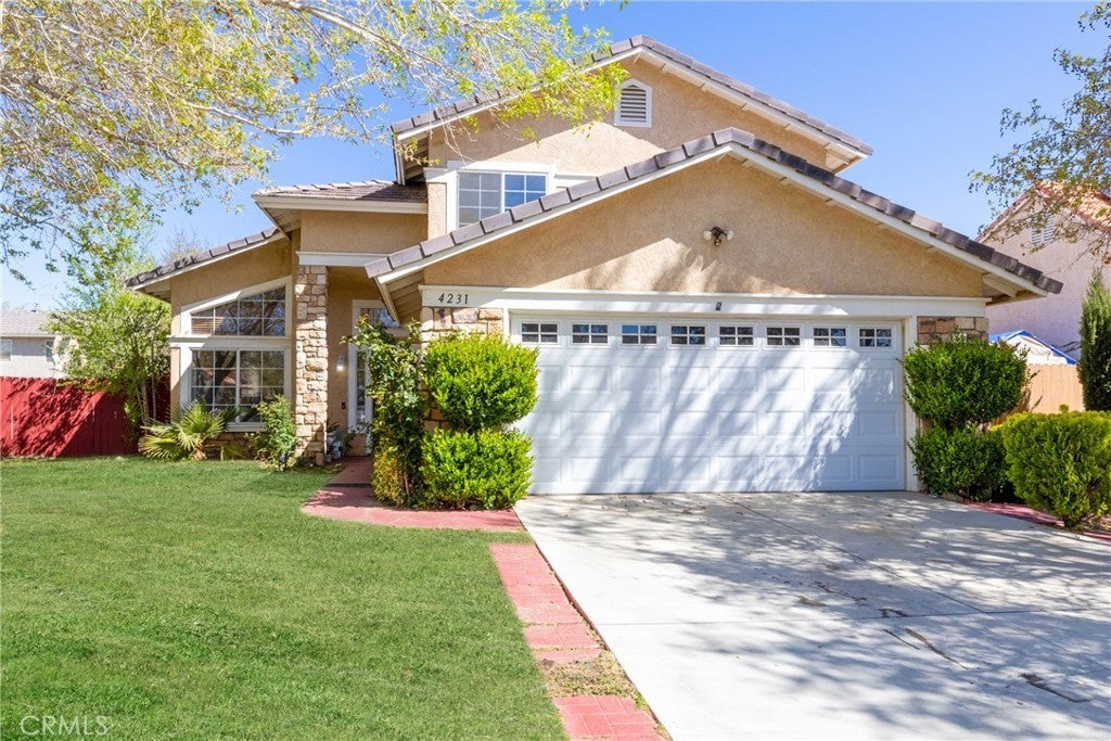 Photo of Listing #IV25123386