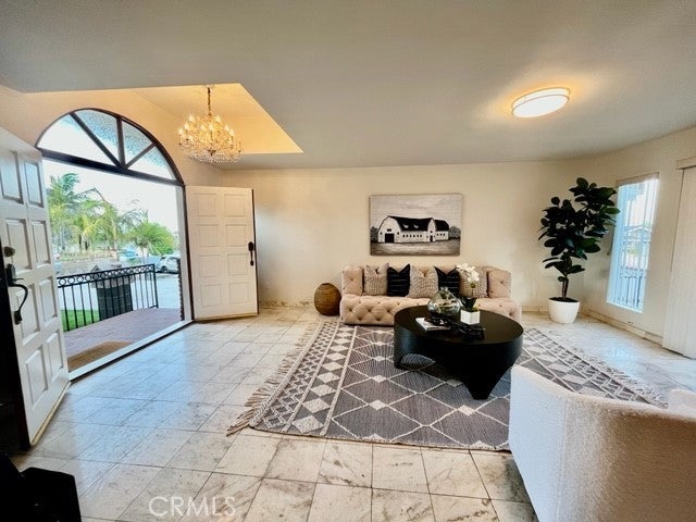 Photo of Listing #SB25122925