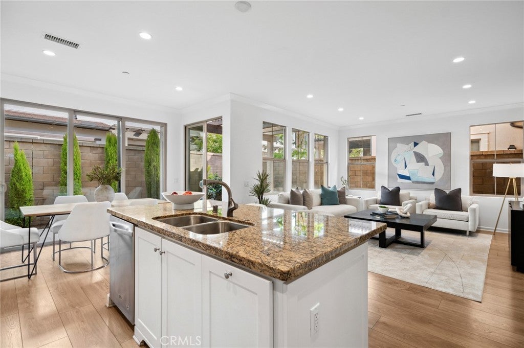 Photo of Listing #OC25123476