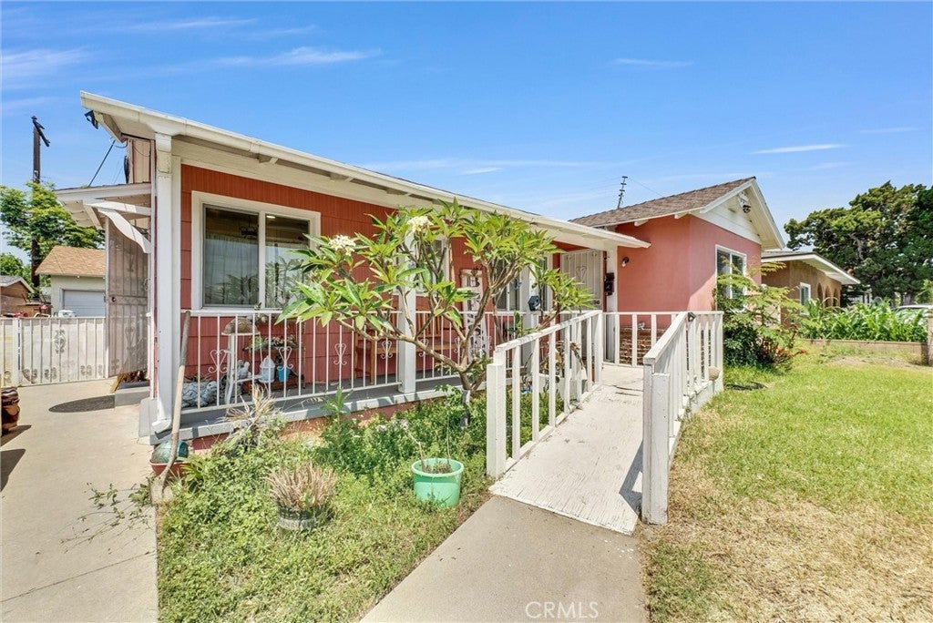 Photo of Listing #CV25123557