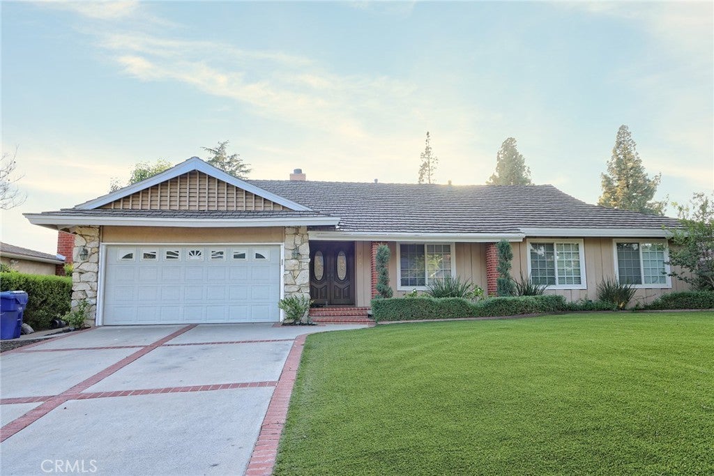 Photo of Listing #TR25123551