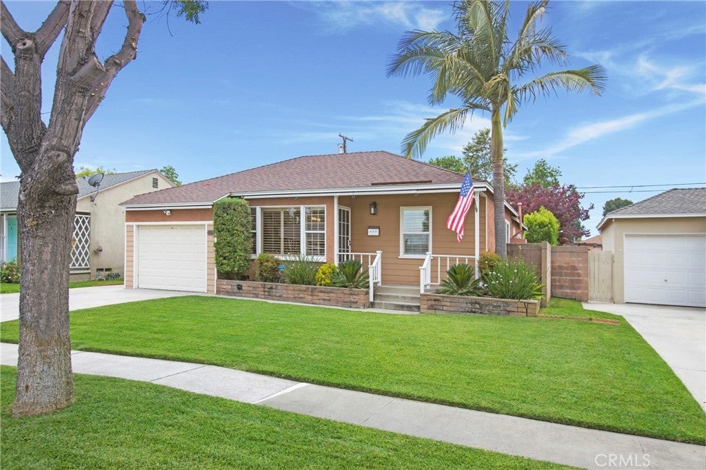 Photo of Listing #OC25122430