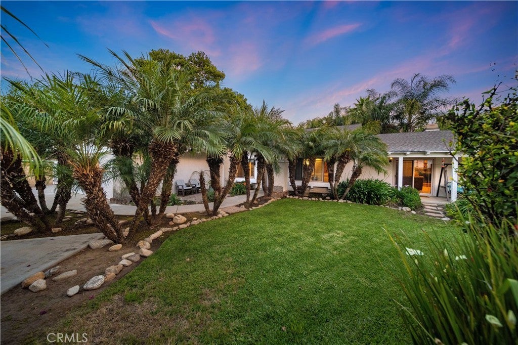 Photo of Listing #SR25122735