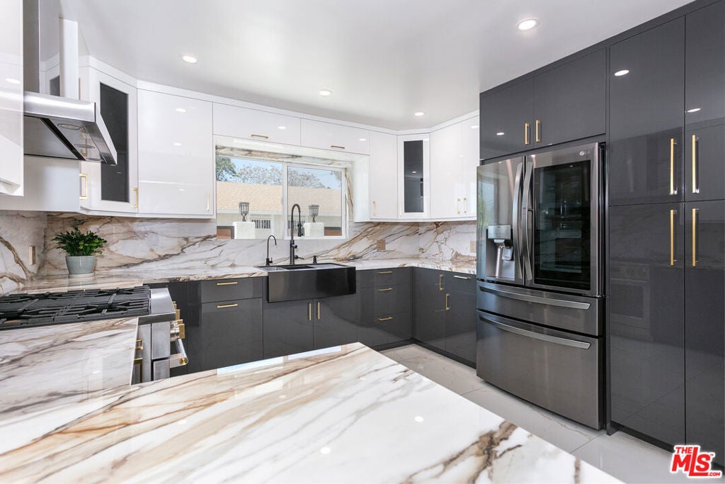 Photo of Listing #25546261