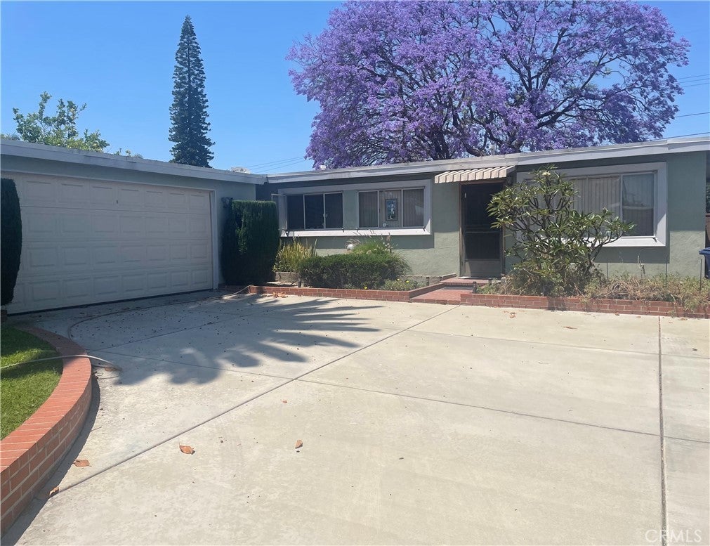 Photo of Listing #OC25123229