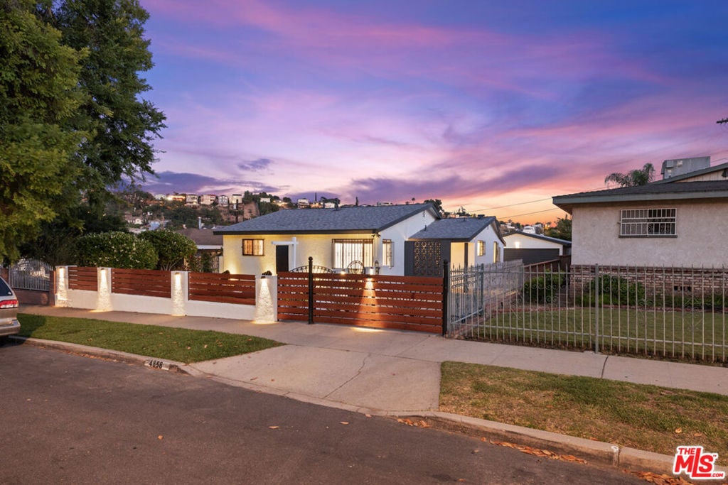 Photo of Listing #25546985