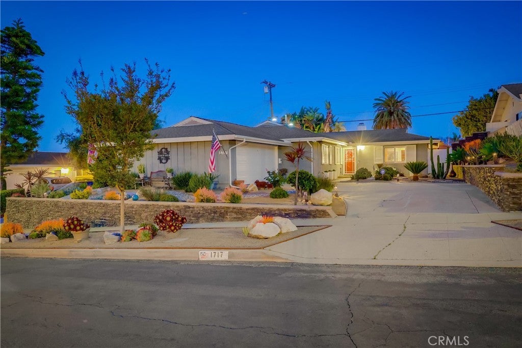 Photo of Listing #SB25112089