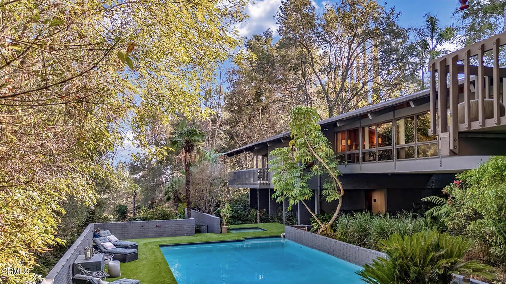 Photo of Listing #P1-22555