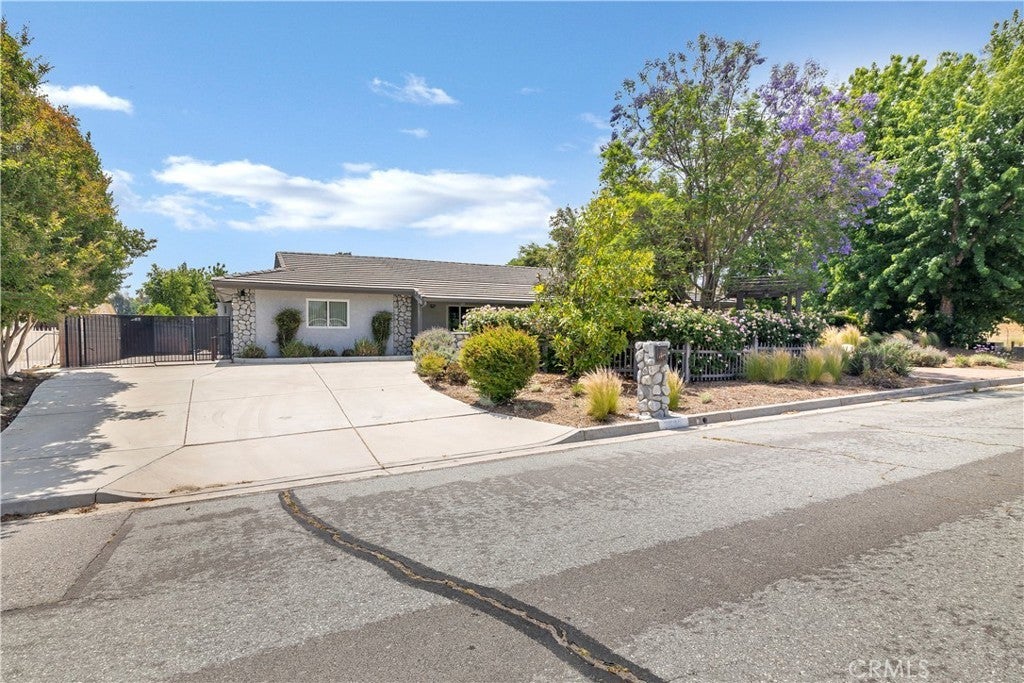 Photo of Listing #SW25123213