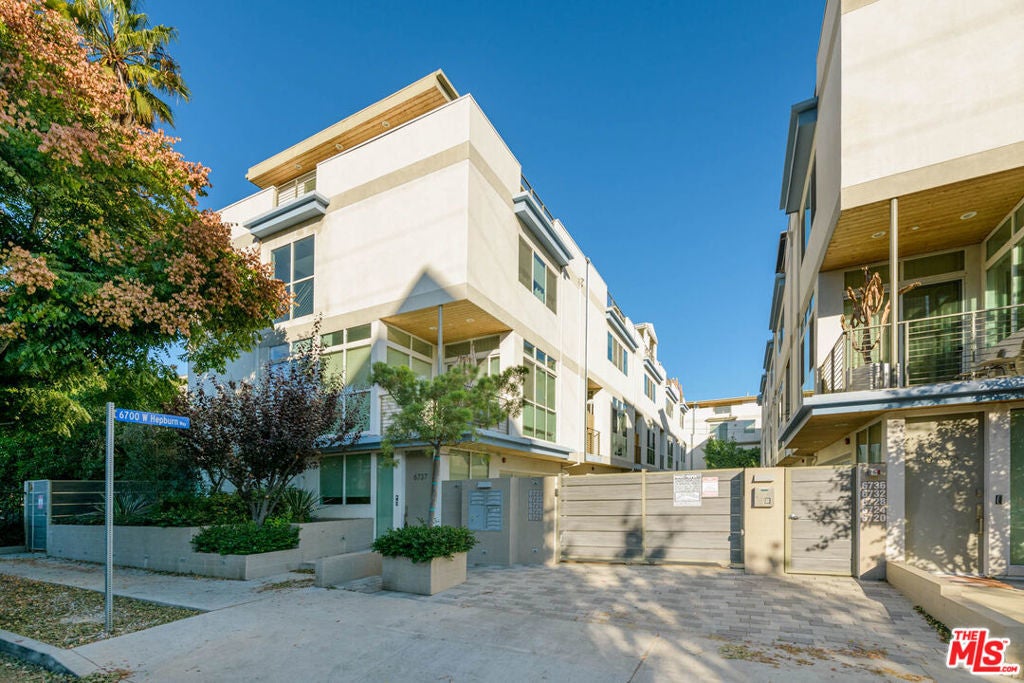 Photo of Listing #25544643