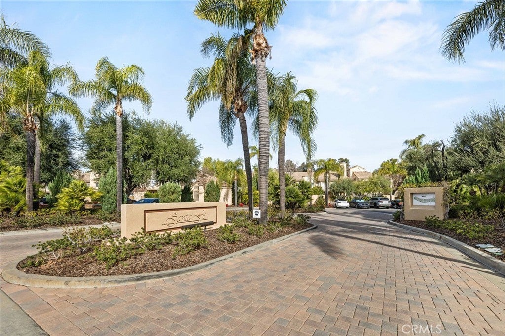 Photo of Listing #SR25124062