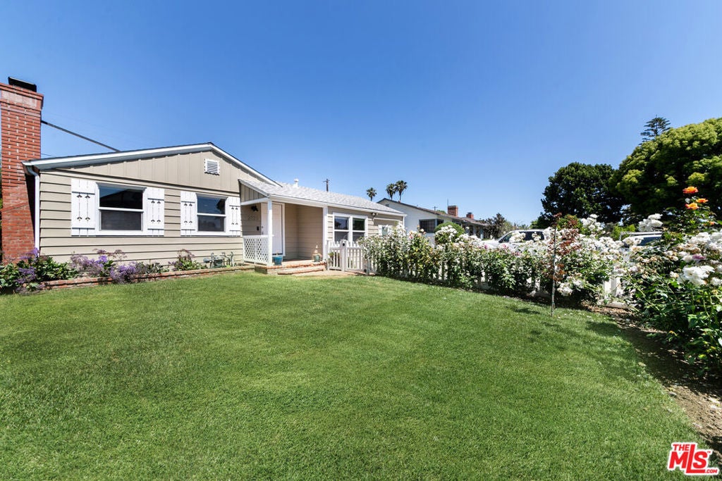 Photo of Listing #25546173