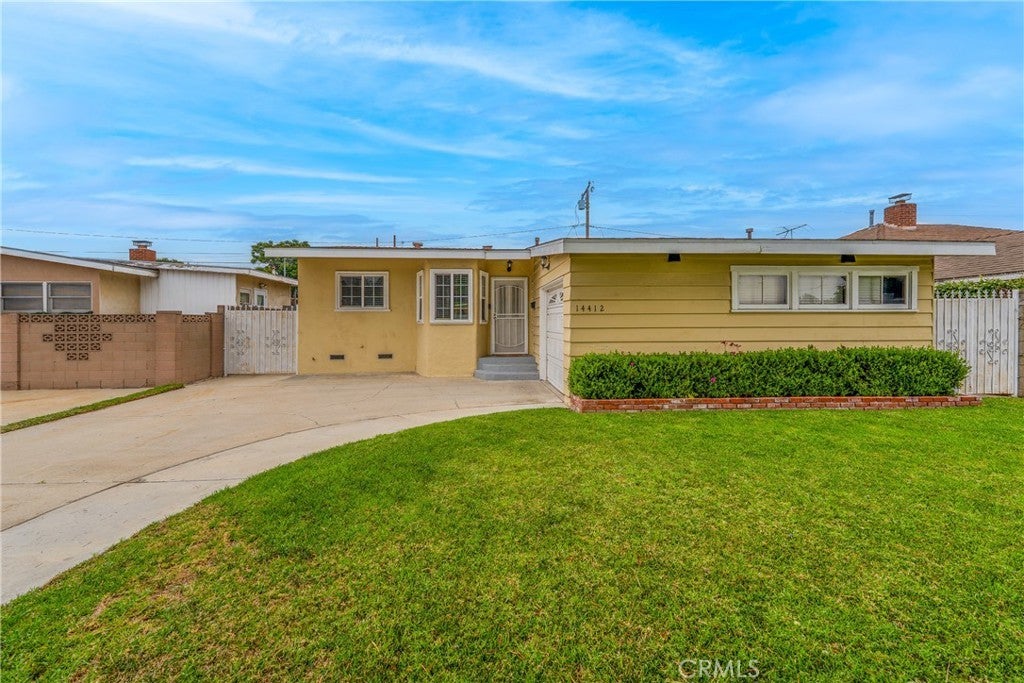 Photo of Listing #DW25122704