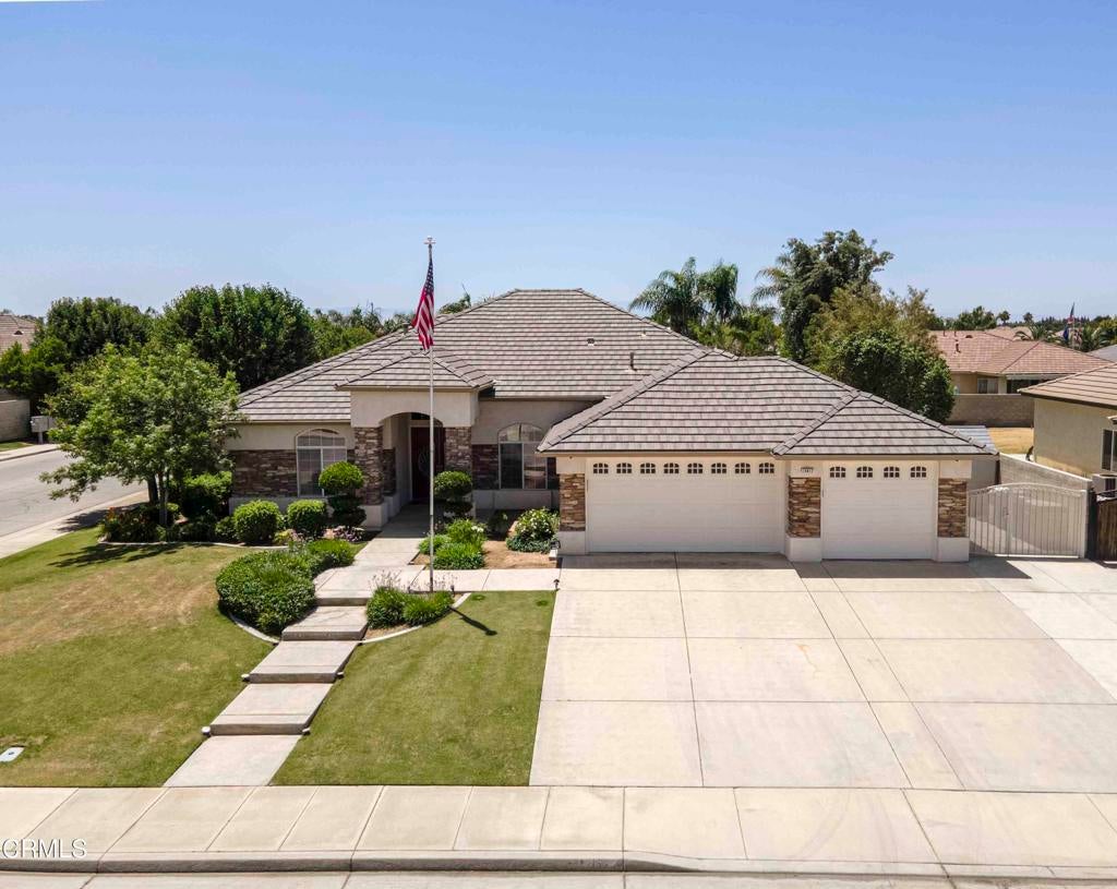 Photo of Listing #V1-30358