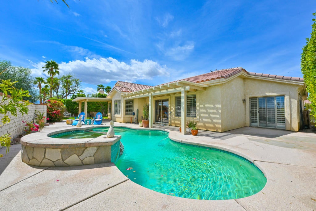 44950 Calle Santa Barbara, La Quinta