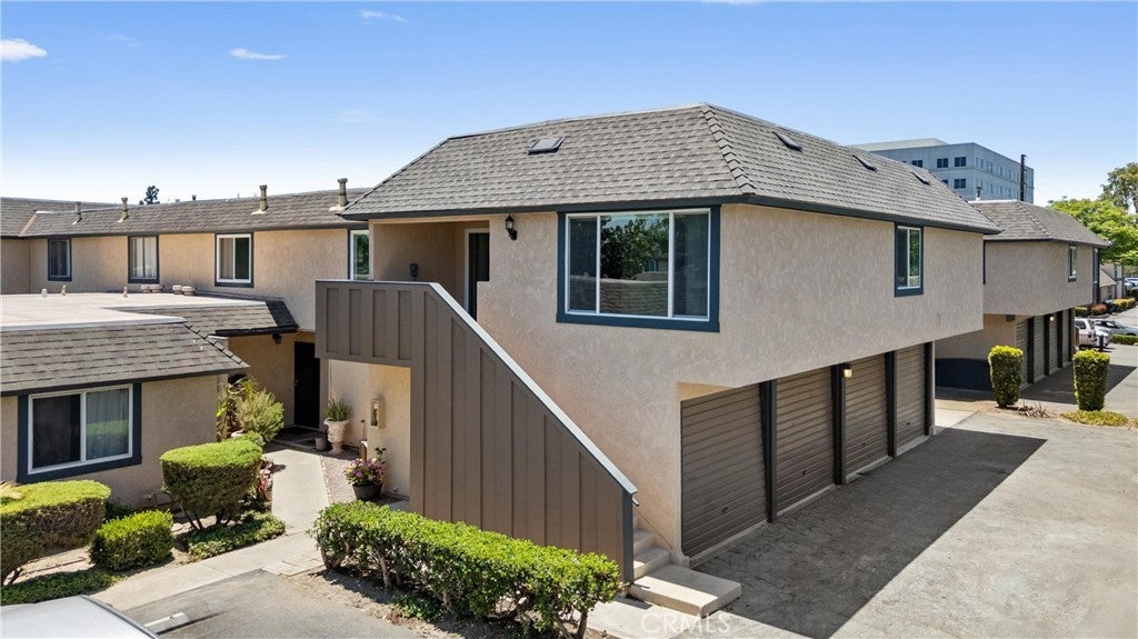 Photo of Listing #RS25124383