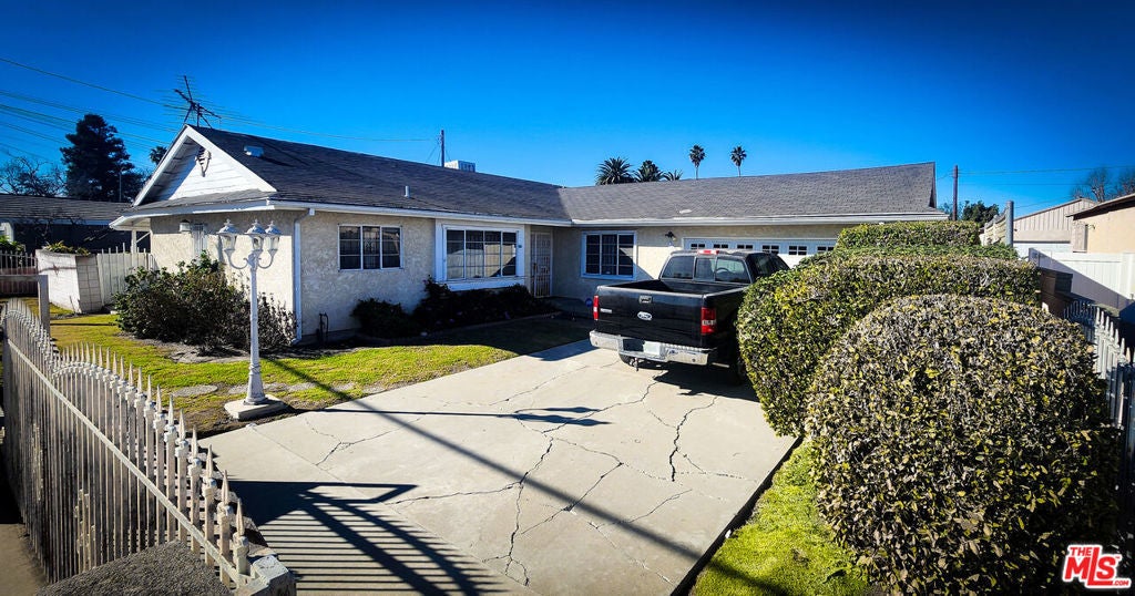 Photo of Listing #25547761