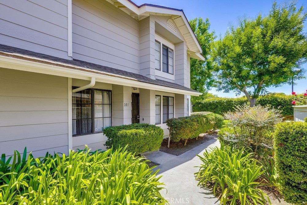 Photo of Listing #PW25124457