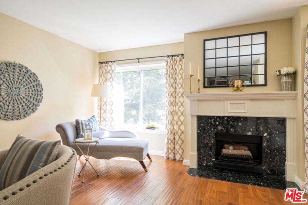 Photo of Listing #25547169