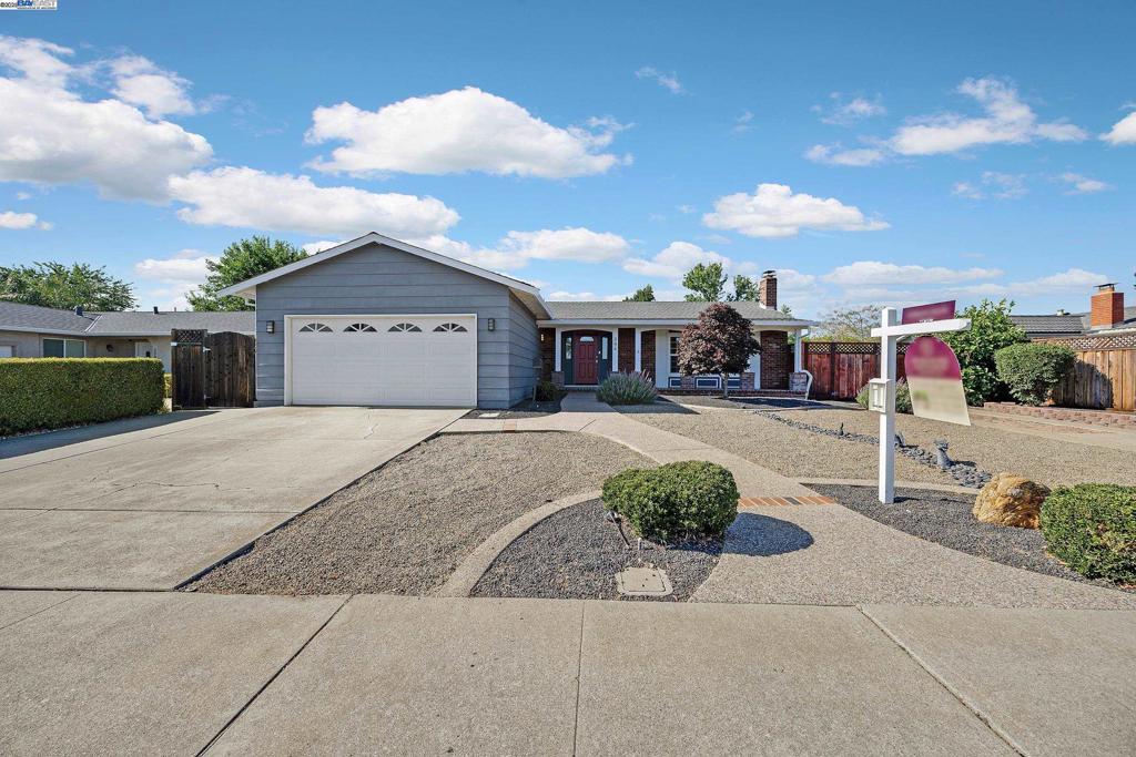 Photo of Listing #41100033