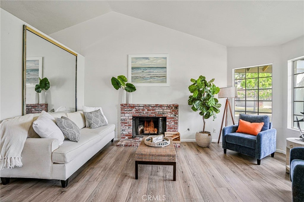 Photo of Listing #ND25123672