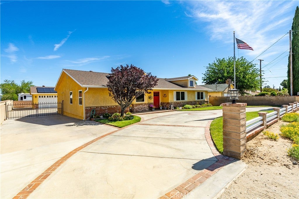 Photo of Listing #SR25124638