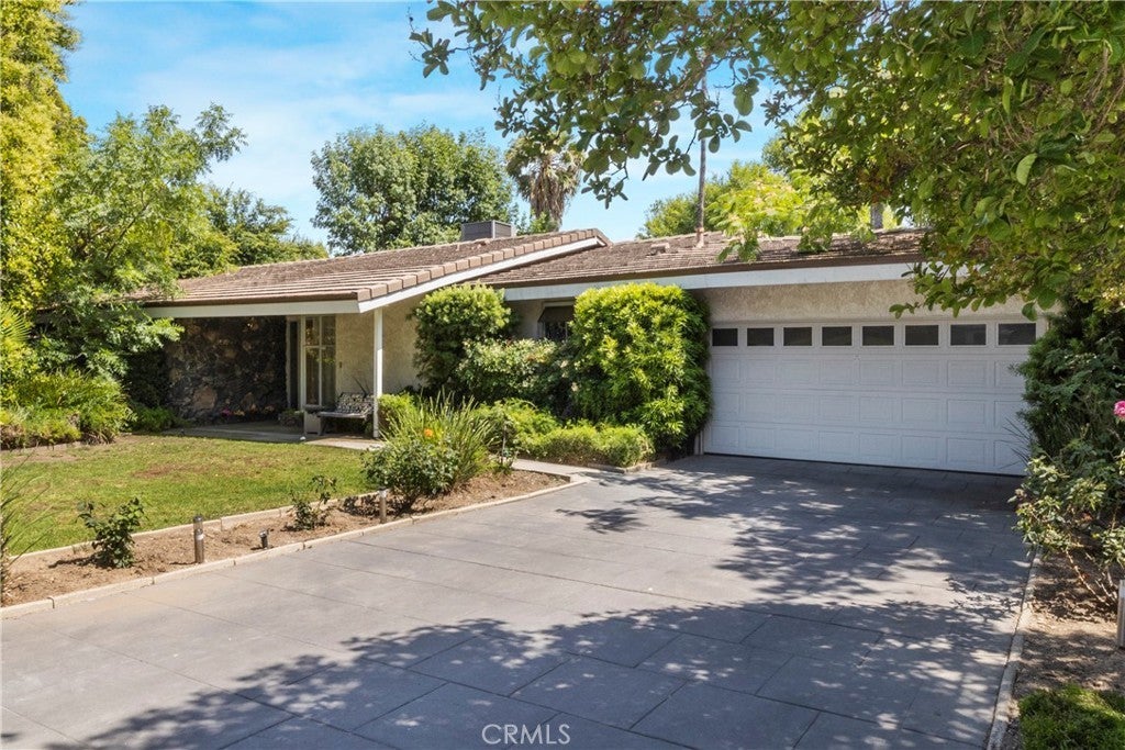 Photo of Listing #SR25124223