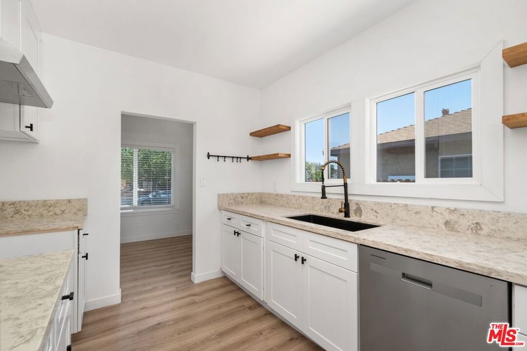 Photo of Listing #25547567