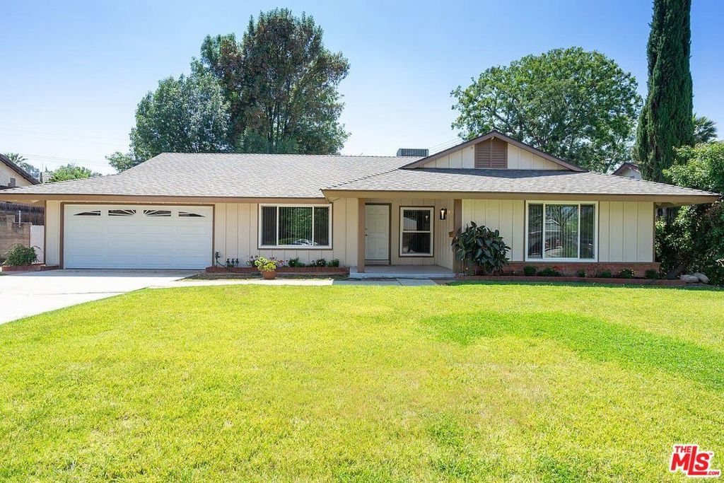 Photo of Listing #25548001