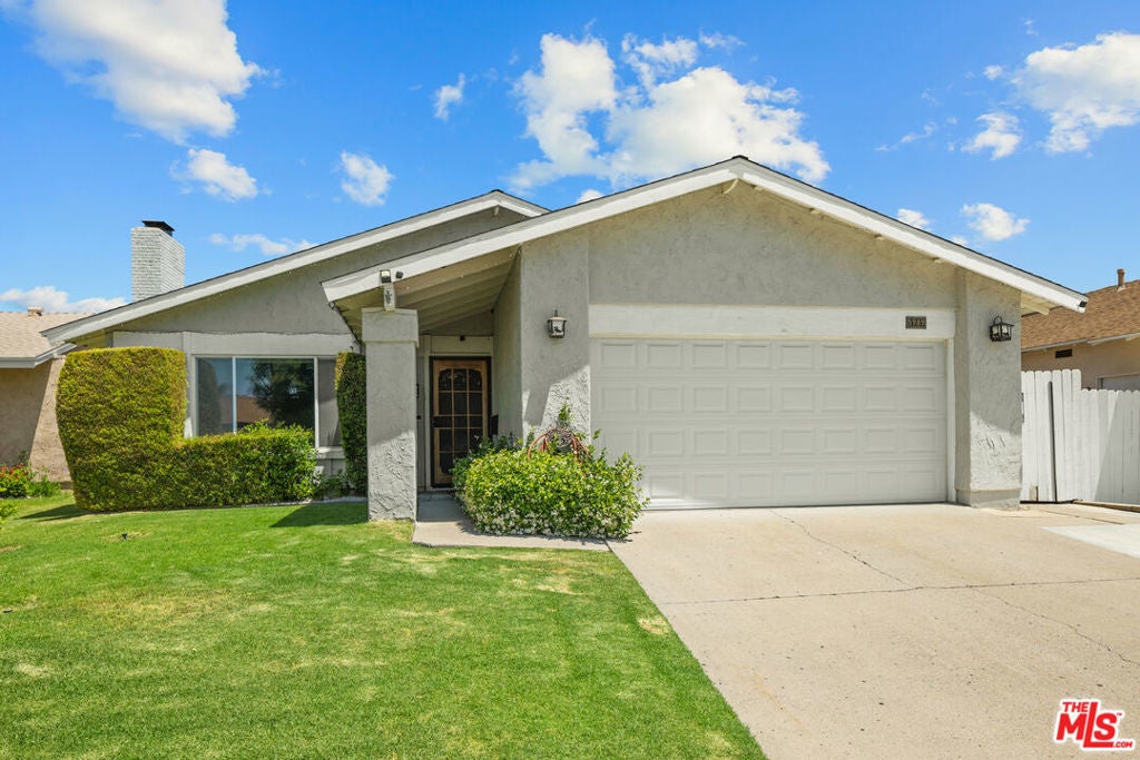 Photo of Listing #25548159